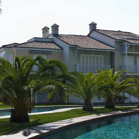 Portville Holiday Villas וילה *